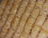 صورة لخطوة 3 من وصفة بقلاوة تركية 🇹🇷 معسلة 🍯 بعجينة الفيلو