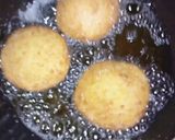 A picture of step 7 of Bread Pockets 🤤🥙.