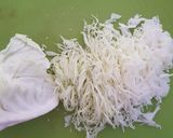Foto langkah ke 1 dari resep Tumis sayur kol.