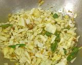 A picture of step 1 of Cabbage Thoran.