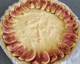 Une image de l'étape 3 de Tarte aux figues 🫓.