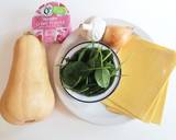 Pumpkin ravioli with a spinach sauce recipe step 1 photo