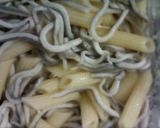 Foto del paso 4 de la receta Plumas con gulas, de mi amacho