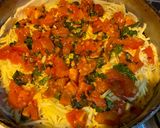 Foto del paso 8 de la receta: Torta de jamón, provolone, tomate y albahaca