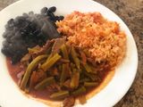 Nopales con carne en salsa roja 🍅