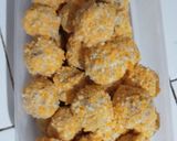 Foto langkah ke 3 dari resep Bola bola ubi coklat melted.