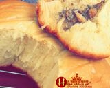 A picture of step 5 of Stuffed bread rolls.
