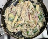 Foto del paso 3 de la receta: Fideos de zapallo italiano con crema económico