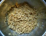 Foto langkah ke 4 dari resep Mie Goreng Sambal Uleg.