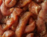 รูปขั้นตอนการทำที่ 6 ของ เมนู หมูแดดเดียวสมุนไพรนานาชาติ #เมนูอาหารคลีนแบบง่ายๆ