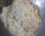 A picture of step 2 of Vermicelli Bhel.