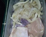 Foto langkah ke 1 dari resep Ayam dan jamur Goreng Tepung.