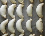 Hókifli "zserbó" töltelékkel recept fázis 7 fotója