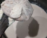 A picture of step 4 of Rose Flavour Basundi.
