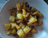 Foto del paso 3 de la receta: Patatas al ajillo