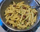 Une image de l'étape 5 de Penne carbonara au flanc de porc fumé.