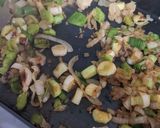 Foto del paso 2 de la receta: Pasta en salsa de champignones y puerro en La Planchetta 😍💖🍄