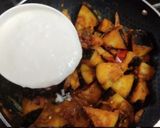 A picture of step 5 of Curd brinjal gravy.