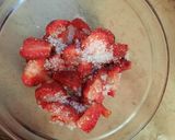 A picture of step 1 of Strawberry Jam.