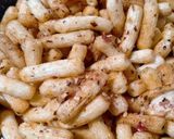Hình bước làm 3 của món Snack nui bơ tỏi