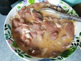 ราดหน้าหมูหมักยอดคะน้า