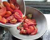 আমসত্ত্ব টমেটোর চাটনি (Amsatwo tomato r chutney recipe in Bengali) রেসিপি ধাপ - 1 ছবি