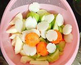 Hình bước làm 1 của món Bún huế chay