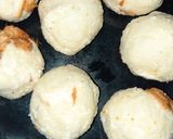 A picture of step 3 of Paneer mawa bread rolls.