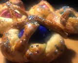 Foto del paso 10 de la receta Monas, el tsoureki y el dragoncito. Dulces de Pascua