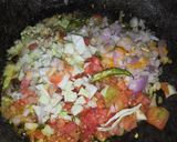 A picture of step 2 of Bread Upma.