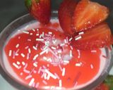 A picture of step 5 of Strawberry Frozen yogurt.