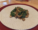 Foto del paso 3 de la receta: Salteado de espinacas con champiñones