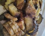 Foto del paso 1 de la receta: Salteado de berenjenas y cebolla🍆🧄🌰