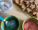 Foto del paso 8 de la receta: 🎄Galletitas Navideñas de Jengibre, canela y miel 🍯