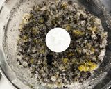 Foto del paso 2 de la receta Ensalada de Burrata con Pepinillos y Aceitunas negras