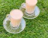 A picture of step 3 of Caffe latte(hot milk coffee).