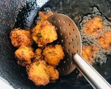 A picture of step 5 of Rava thunuku.