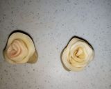 इझी स्वीट रोझ (Easy Sweet Rose Recipe In Marathi) रेसिपी स्टेप 6 फोटो 