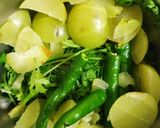 आंबला की चटनी (Amla ki chutney recipe in Hindi) रेसिपी चरण 2 फोटो