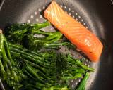 Pan fried salmon with vegetable