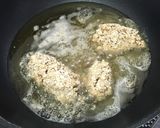 Foto langkah ke 3 dari resep Fried Chicken Oatmeal.