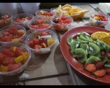 Foto langkah ke 3 dari resep Salad buah Yakult.