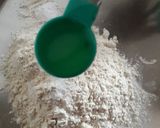 A picture of step 1 of Peri Peri Thin Crust Cottage Cheese Pizza.