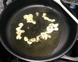 Foto del paso 1 de la receta Cazuela de Mariscos “a mi manera”