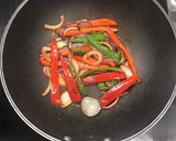 Foto del paso 1 de la receta: Wok de setas variadas, verduras y langostinos