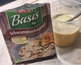 Lazac brokkolis gomba mártásban recept fázis 6 fotója