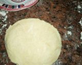 A picture of step 4 of Meat pie.