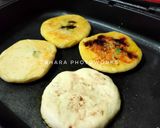 Foto langkah ke 4 dari resep Hotteok (Korean Sweet Pancake).