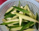 Foto langkah ke 1 dari resep Timun bumbu acar ebi/ketimun acar.