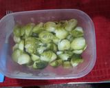 Foto del paso 3 de la receta: Ensalada de Repollitos de Bruselas